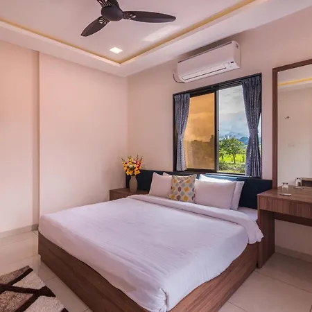 Saffronstays Aster, Plunge Pool Villa With Garden, Lonavala Exterior photo